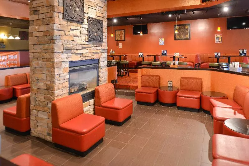 Ramada Plaza By Wyndham Sheridan Hotel & Convention Center