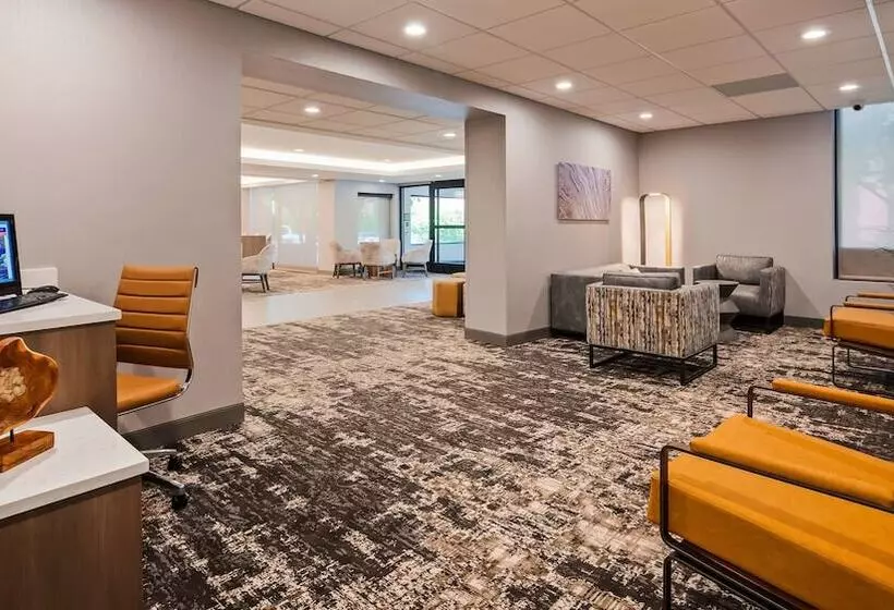 Surestay Plus Hotel By Best Western Chicago Lombard