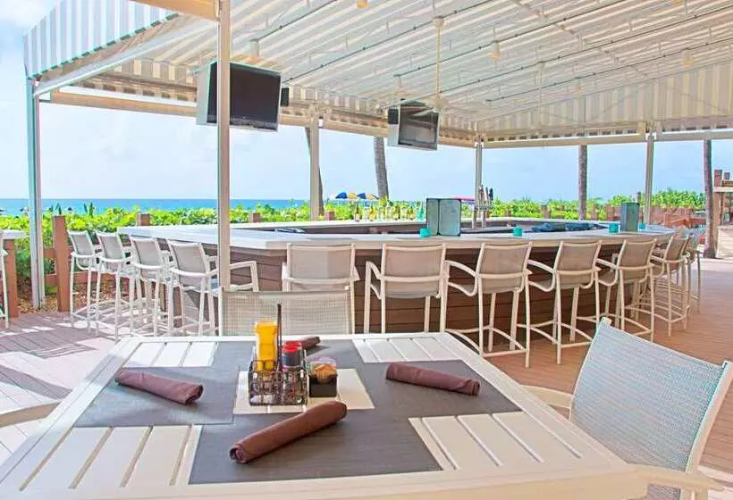 Отель The Singer Oceanfront Resort, Curio Collection By Hilton