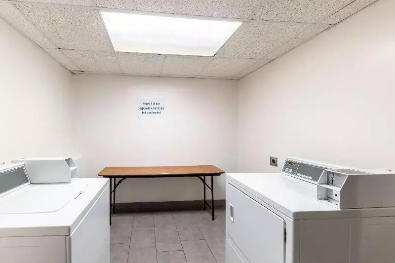 Motel 6 Lewisville, Tx   Medical City