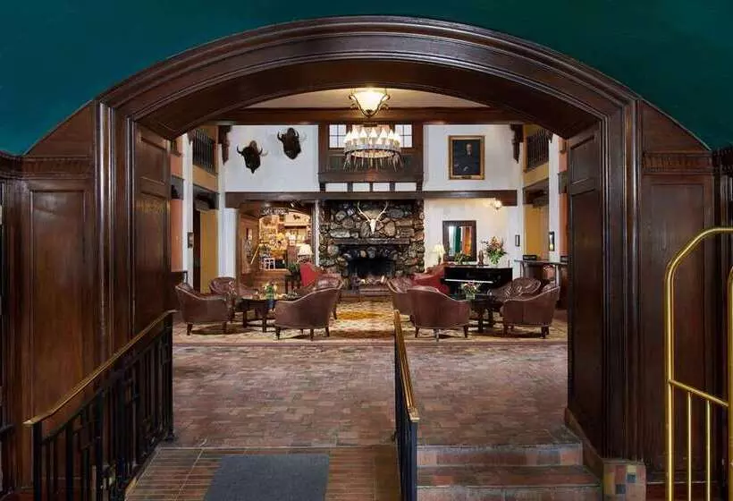 فندق Alex Johnson Rapid City Curio Collection By Hilton