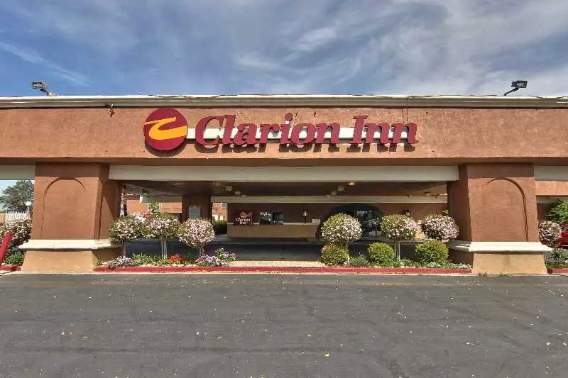 فندق Clarion Modesto