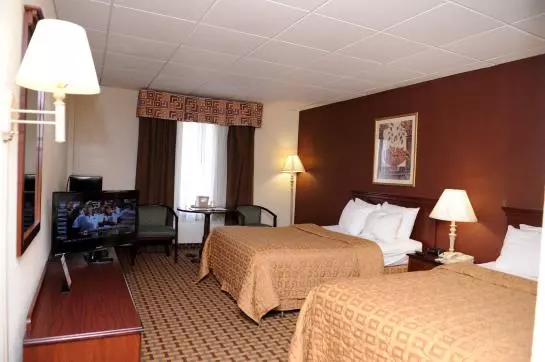 호텔 Quality Inn & Suites