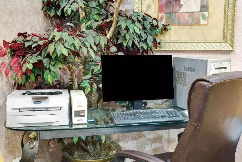 Otel Days Inn By Wyndham Durham/near Duke University