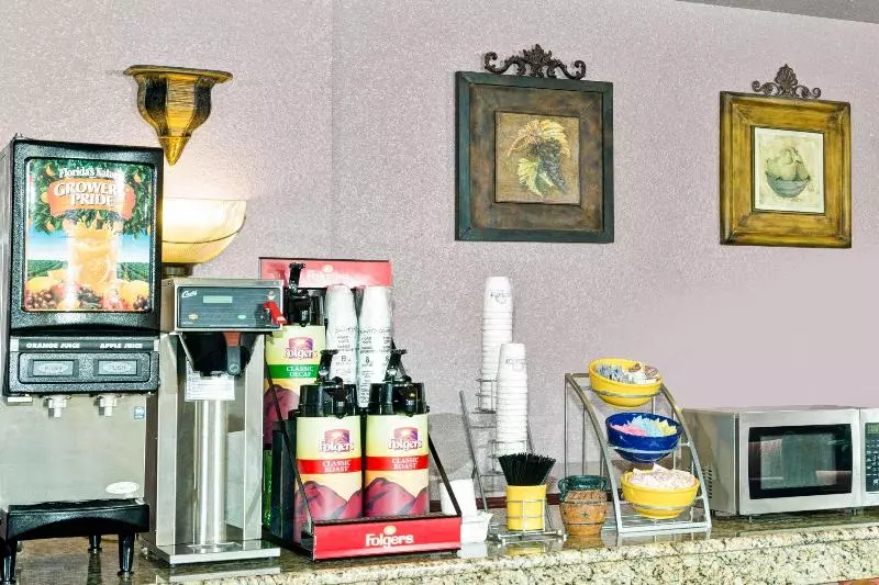 Otel Days Inn By Wyndham Durham/near Duke University