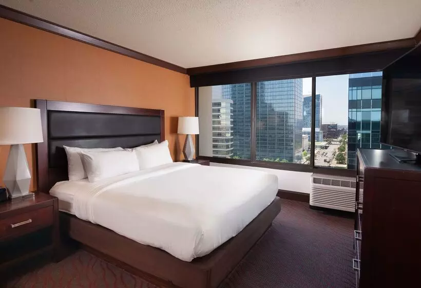 Doubletree By Hilton Hotel Cleveland Downtown Lakeside