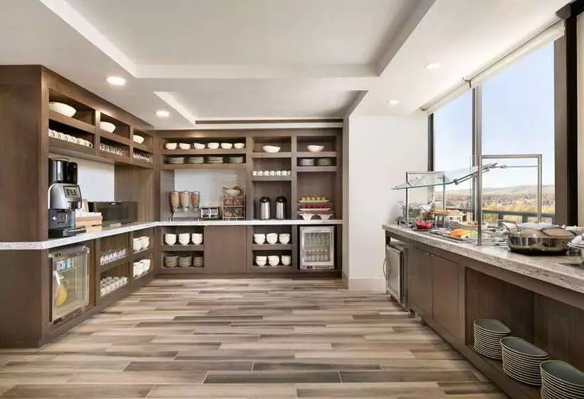 فندق Hilton Fort Collins