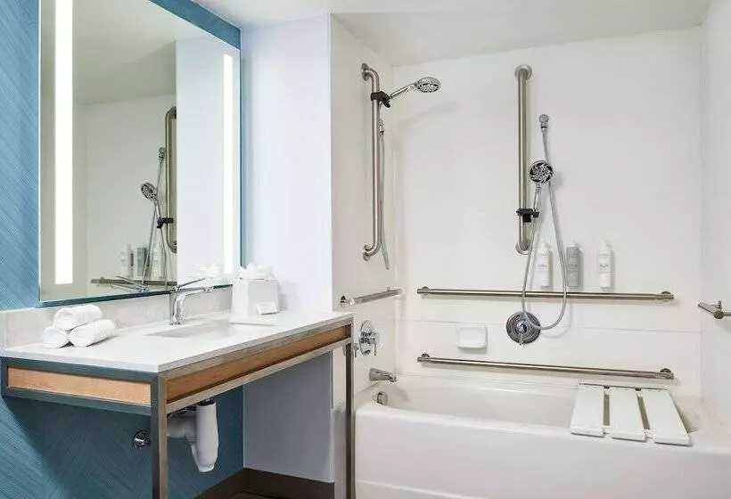 فندق Hilton Garden Inn Tewksbury Andover