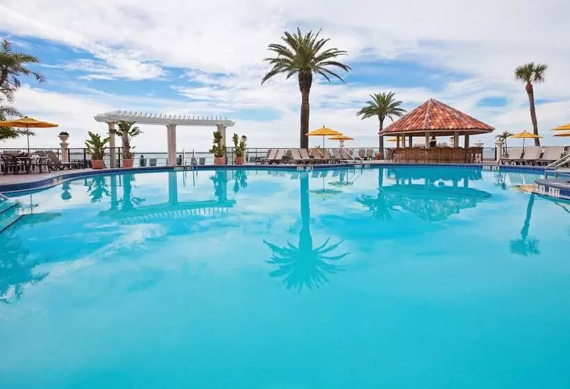 فندق Holiday Inn & Suites Clearwater Beach, An Ihg