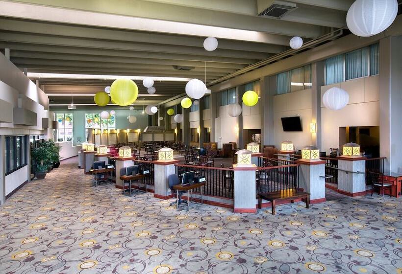 בית מלון כפרי Holiday Inn Sioux Falls City Center, An Ihg