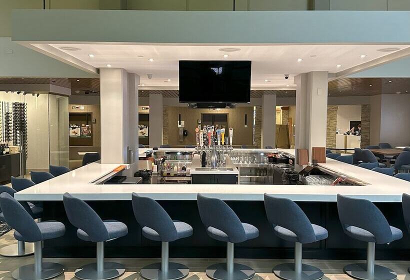 בית מלון כפרי Holiday Inn Sioux Falls City Center, An Ihg