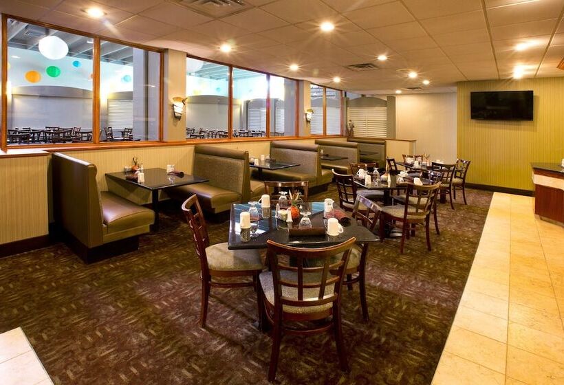 בית מלון כפרי Holiday Inn Sioux Falls City Center, An Ihg