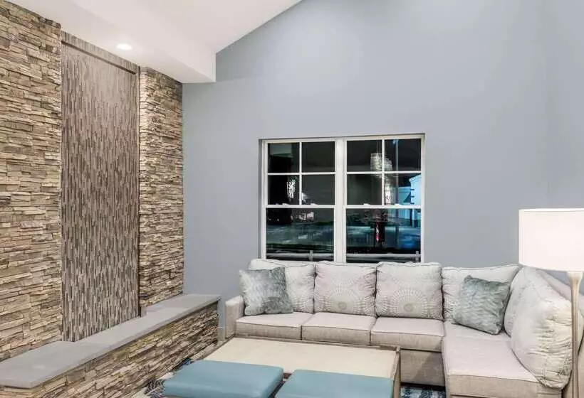 Hotel Howard Johnson By Wyndham Middletown Newport Area