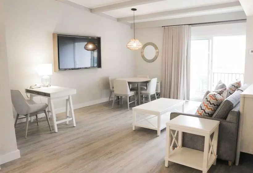 Hotel Howard Johnson By Wyndham Middletown Newport Area