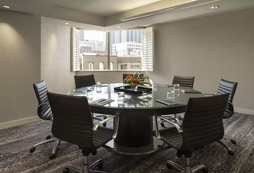 Hotel Le Meridien New Orleans