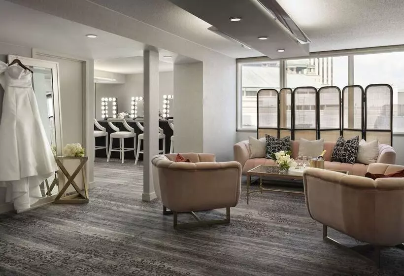 Hotel Le Meridien New Orleans