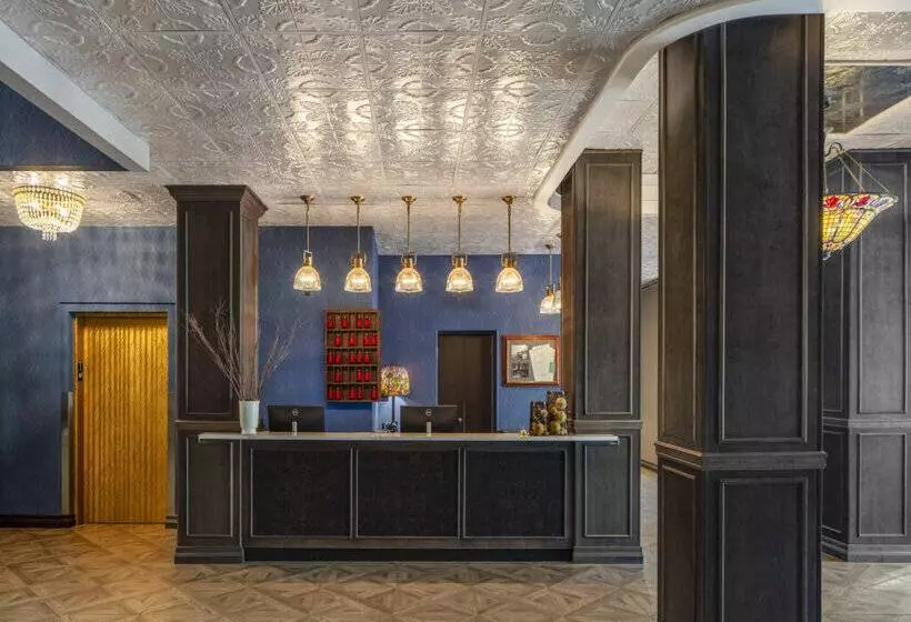 Отель Maxwell Anderson