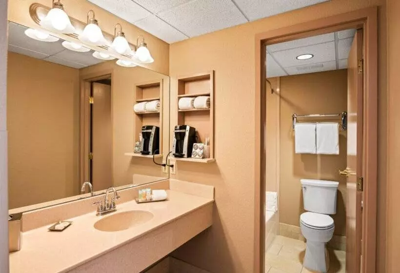 Отель Maxwell Anderson