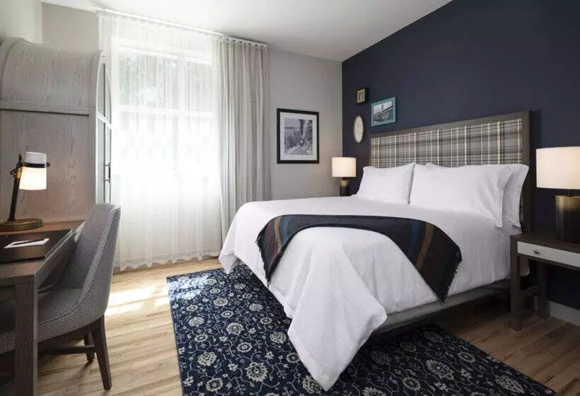 Отель Maxwell Anderson