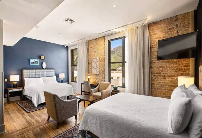 Отель Maxwell Anderson