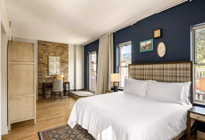 Отель Maxwell Anderson