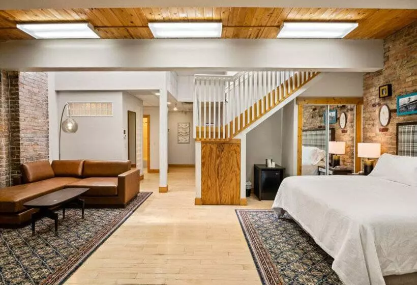 Отель Maxwell Anderson