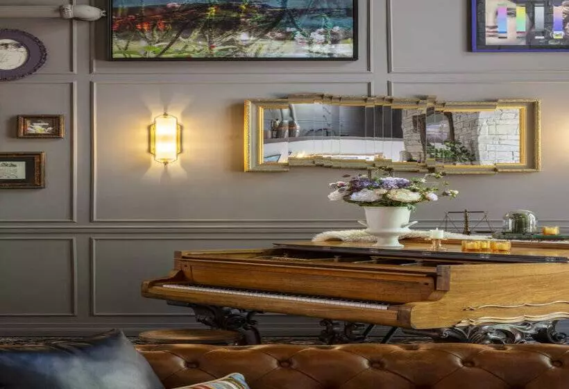 Отель Maxwell Anderson