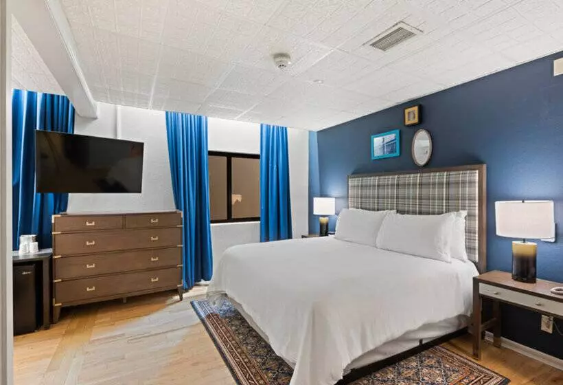 Отель Maxwell Anderson