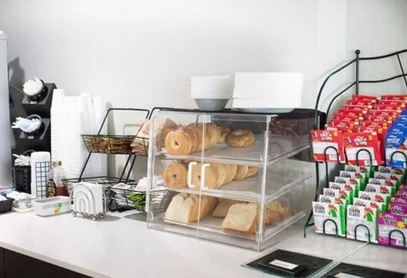 ホテル Punta Gorda Waterfront  & Suites