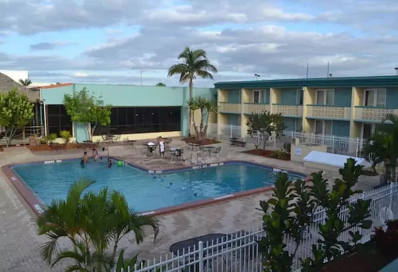 호텔 Punta Gorda Waterfront  & Suites