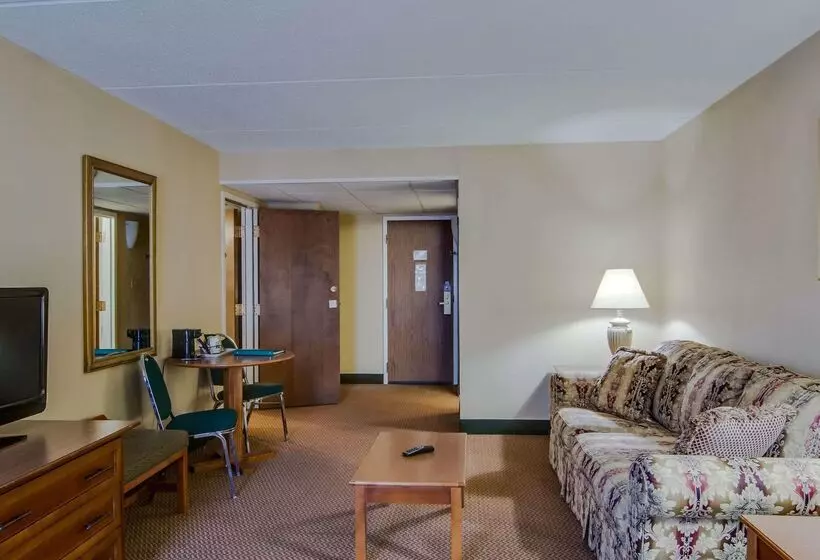 Quality Hotel And Conference Center