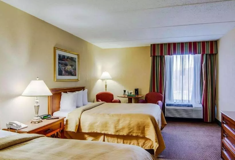 Quality Hotel And Conference Center