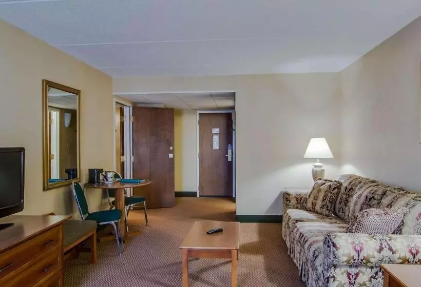 Quality Hotel And Conference Center