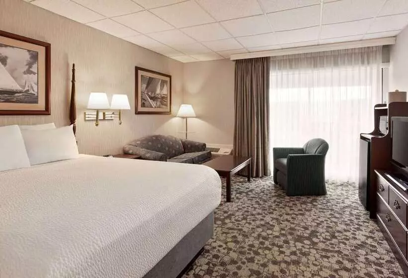 호텔 Ramada Plaza By Wyndham Portland