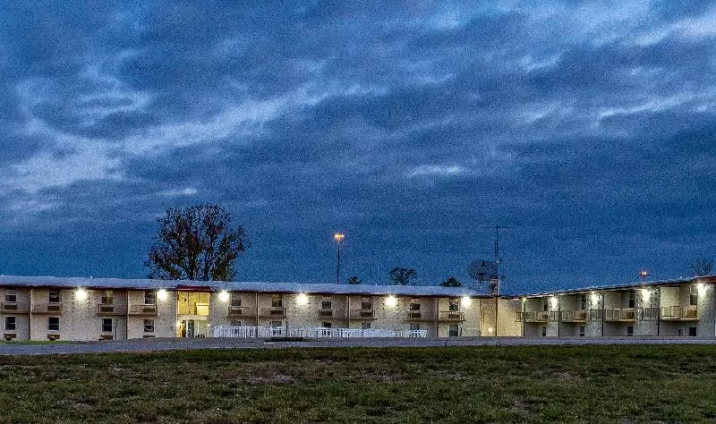 בית מלון כפרי Red Roof Inn Richmond, In