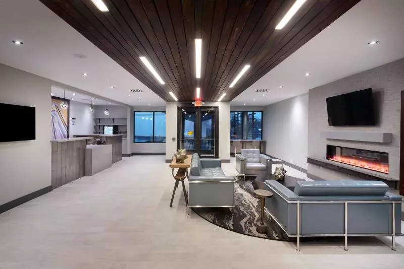 Szálloda Super 8 By Wyndham Meadow Wood Courtyard