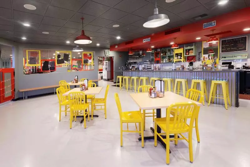 Szálloda Super 8 By Wyndham Meadow Wood Courtyard