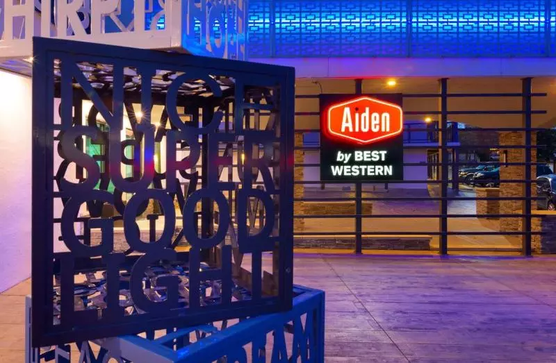 Szálloda Super 8 By Wyndham Meadow Wood Courtyard