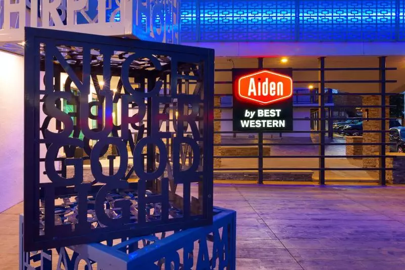 Szálloda Super 8 By Wyndham Meadow Wood Courtyard