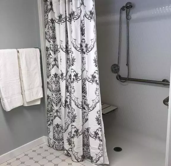 汽车旅馆  Hyannis Inn