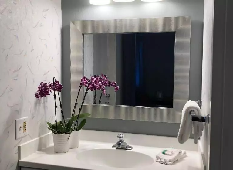 汽车旅馆  Hyannis Inn