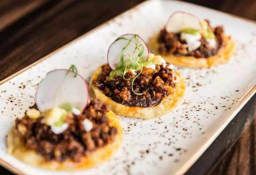 The Linq Hotel + Experience