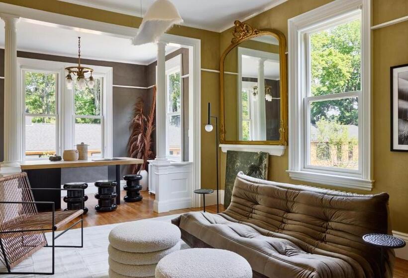 فندق Awol Kennebunkport