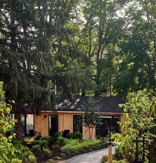 Отель Awol Kennebunkport