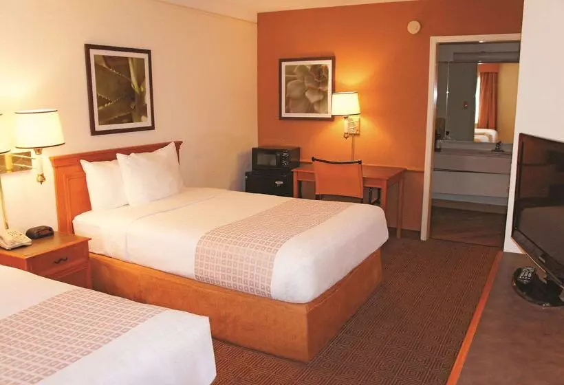 فندق Baymont By Wyndham San Antonio South Park