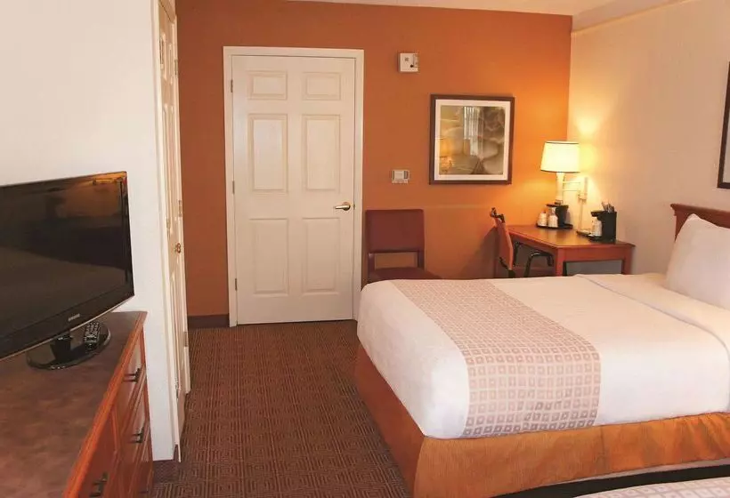 فندق Baymont By Wyndham San Antonio South Park