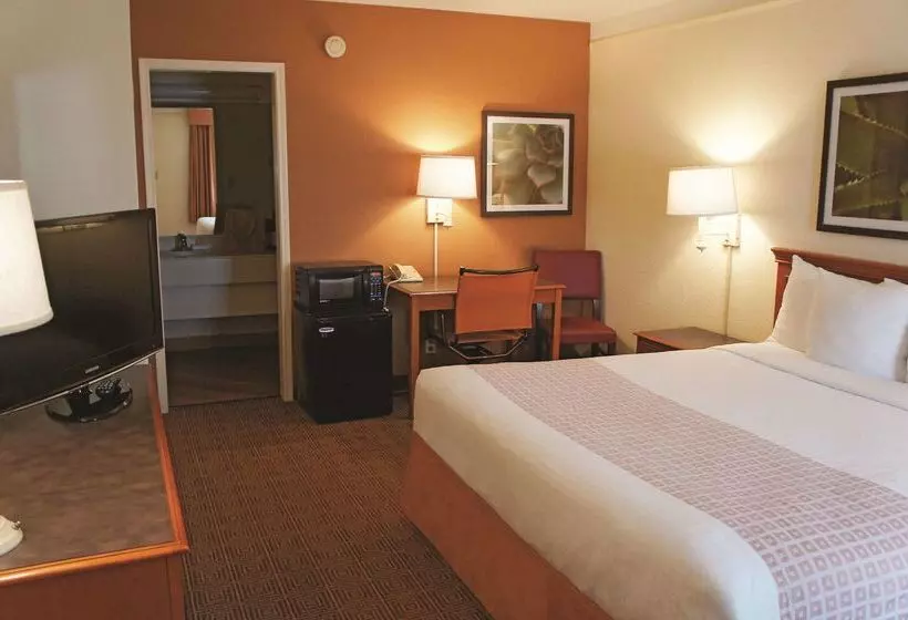 فندق Baymont By Wyndham San Antonio South Park