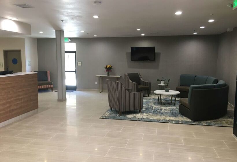 هتل Best Western Carlsbad By The Sea