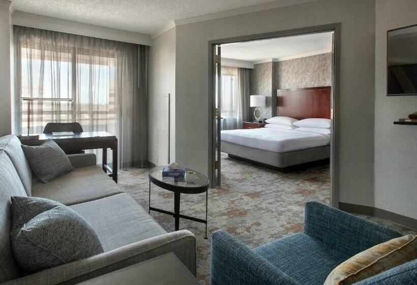 فندق Embassy Suites By Hilton Bethesda Washington Dc