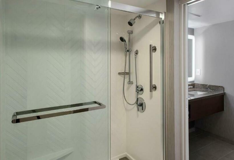 فندق Embassy Suites By Hilton Bethesda Washington Dc